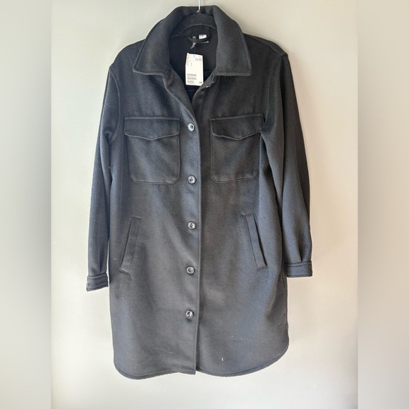 NWT H&M size small Women's Black Longline Shirt/Jacket, button up - Picture 2 of 8